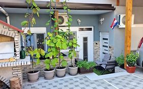 Studio Apartman Lorena