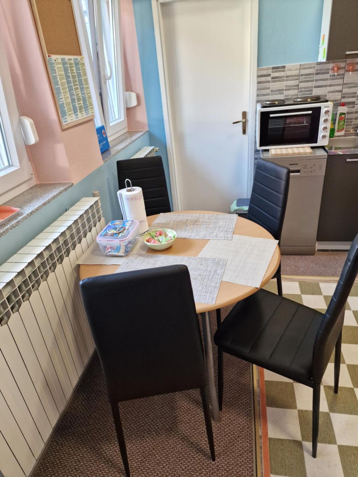 Ferienwohnung Studio Apartman Lorena Zagreb Exterior foto